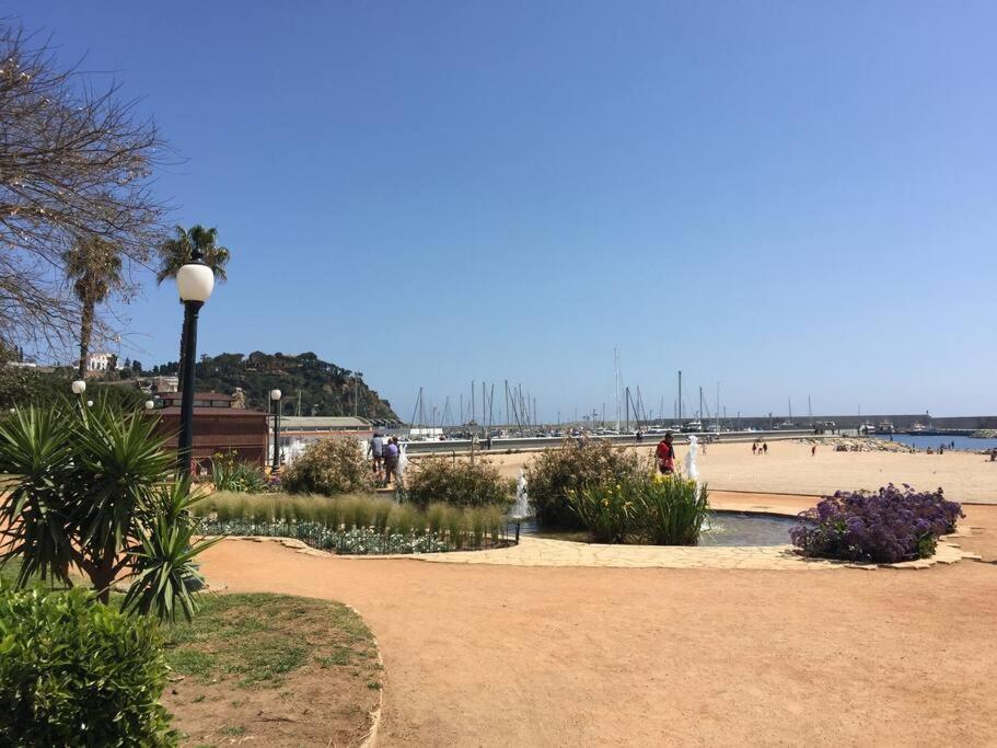 Duplex Playa Apartment Blanes Ngoại thất bức ảnh