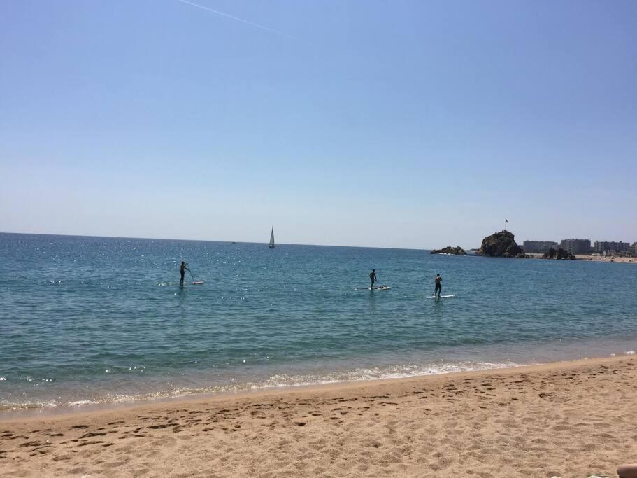 Duplex Playa Apartment Blanes Ngoại thất bức ảnh